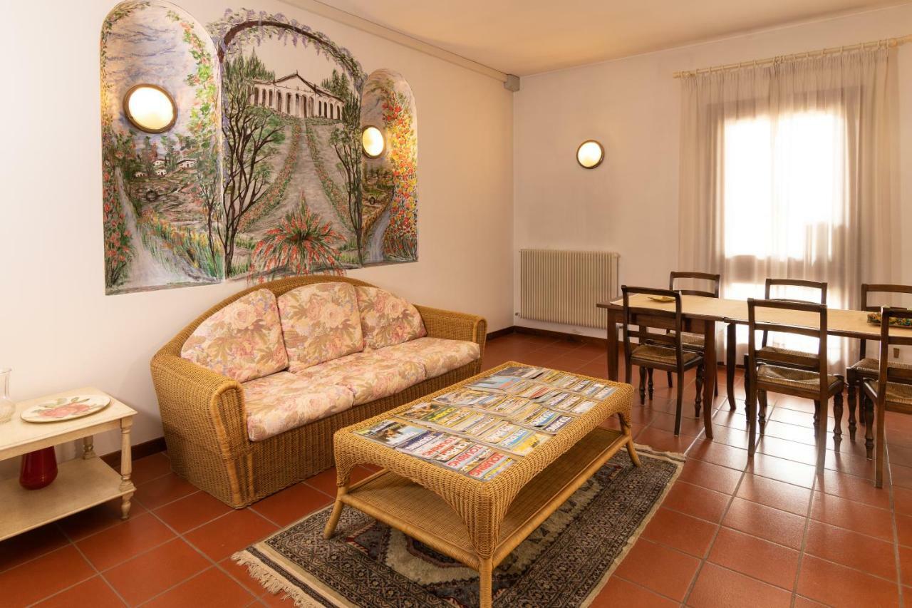 Residence Le Barchesse Casavagra Экстерьер фото